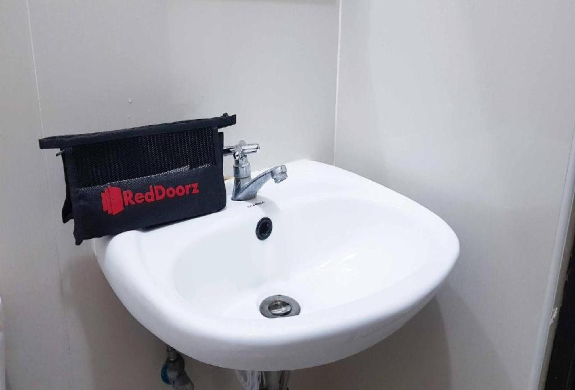 Reddoorz At Pwl Exclusive Resort Cebu Carmen  Εξωτερικό φωτογραφία